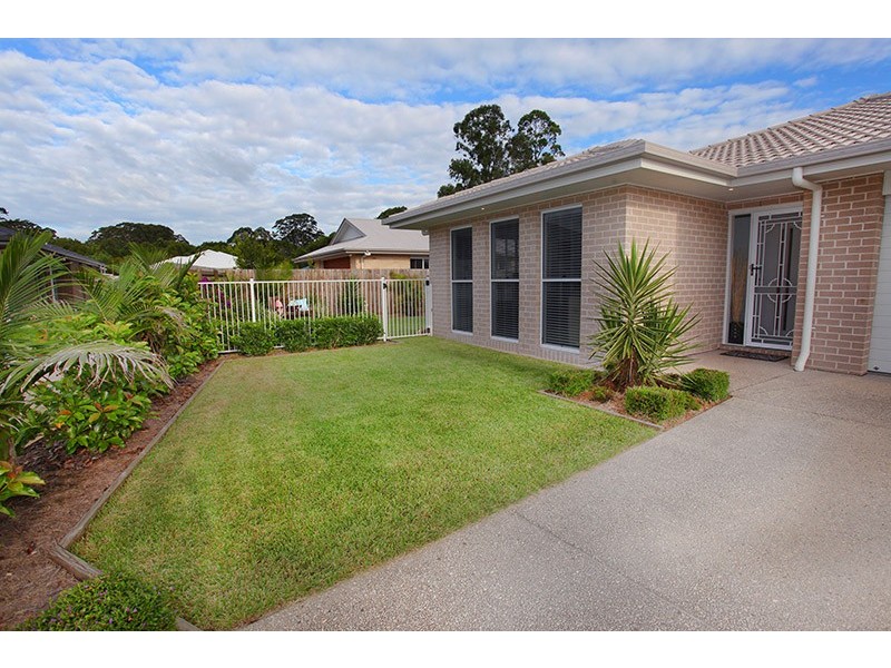 13 Old Davey Crt, Coes Creek QLD 4560
