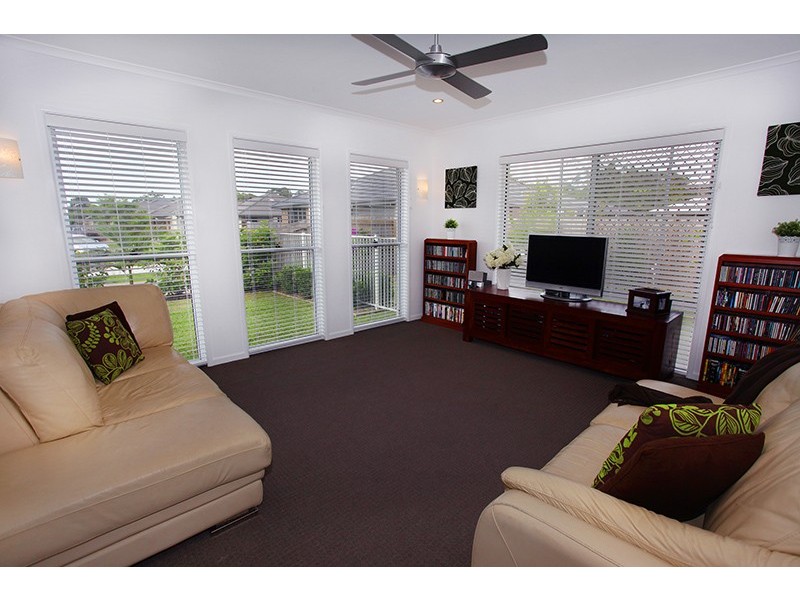 13 Old Davey Crt, Coes Creek QLD 4560