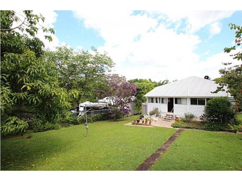 12 Hocking Street, Nambour QLD 4560