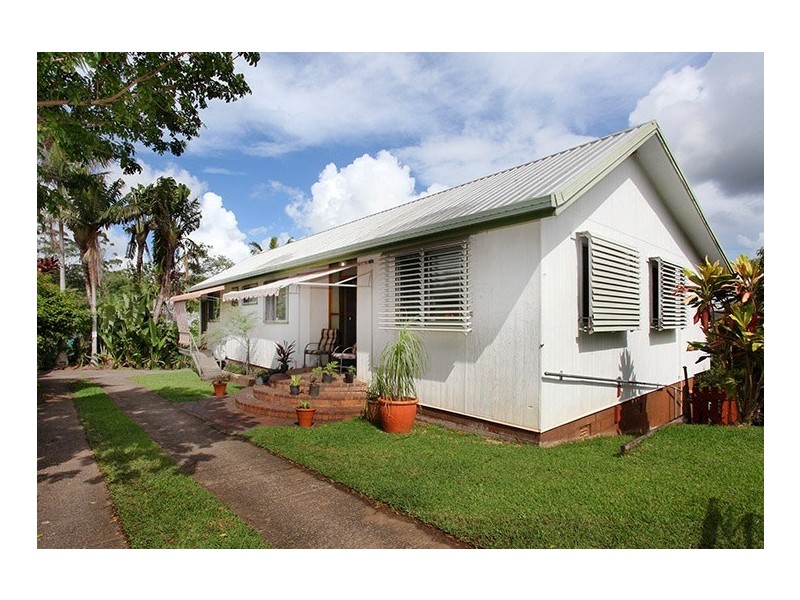 29 Raylee Ave, Nambour QLD 4560