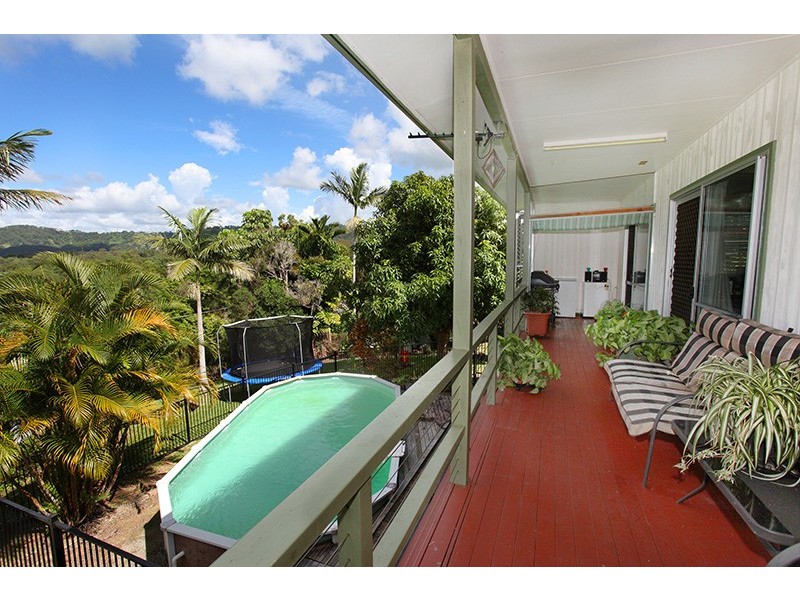 29 Raylee Ave, Nambour QLD 4560