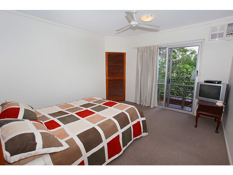 29 Raylee Ave, Nambour QLD 4560