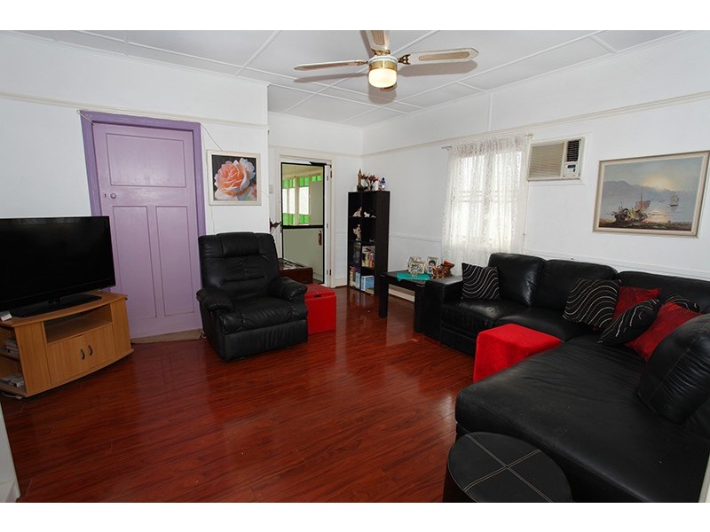 8 Webster Road, Nambour QLD 4560