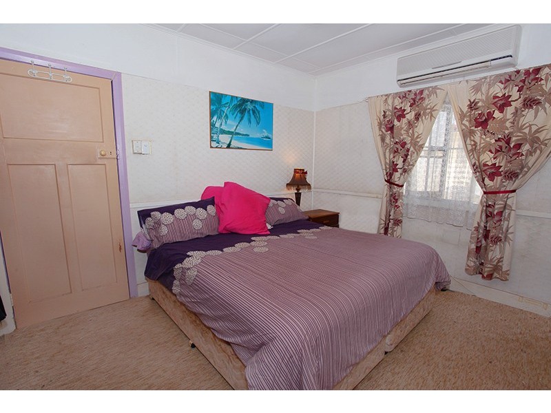 8 Webster Road, Nambour QLD 4560