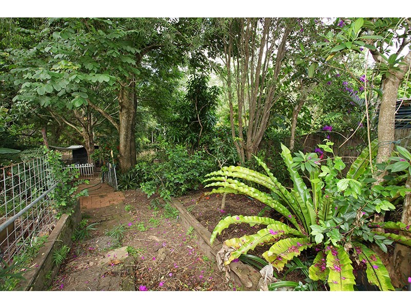 8 Webster Road, Nambour QLD 4560