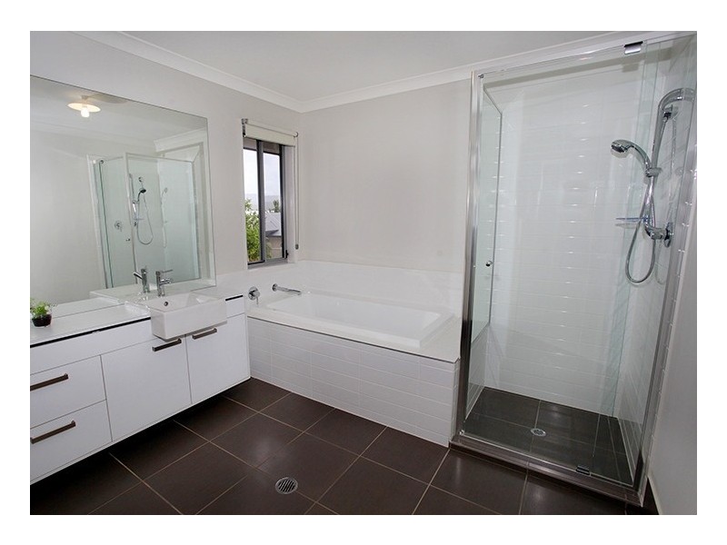 39 Paynters Pocket Ave, Palmwoods QLD 4555