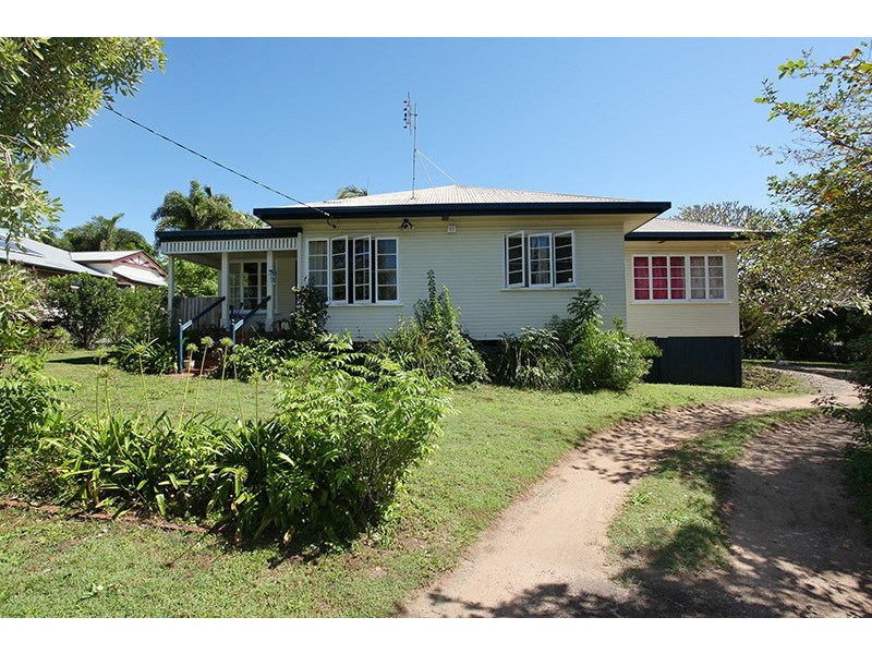 25 Magnolia St, Nambour QLD 4560