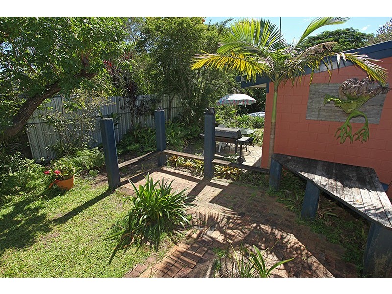 25 Magnolia St, Nambour QLD 4560