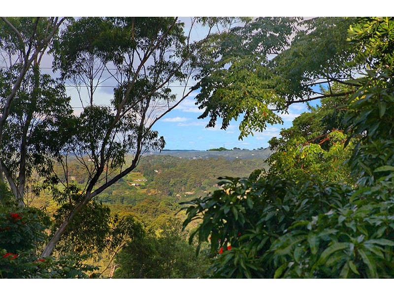 100 Panorama Drive, Nambour QLD 4560