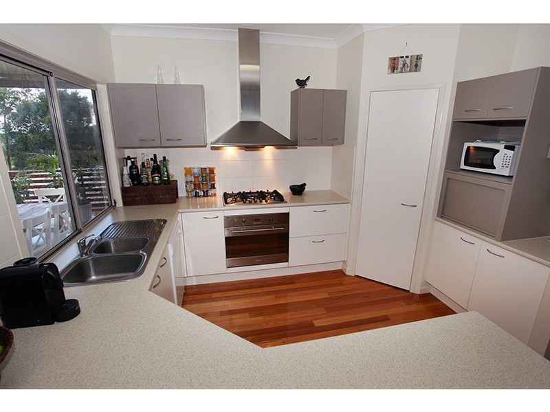 5 Rosella Place, Nambour QLD 4560