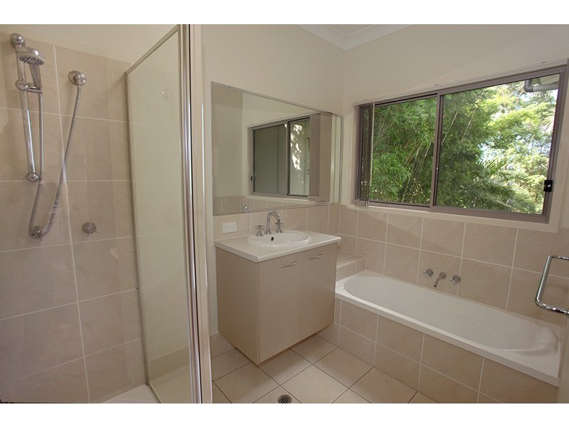 5 Rosella Place, Nambour QLD 4560