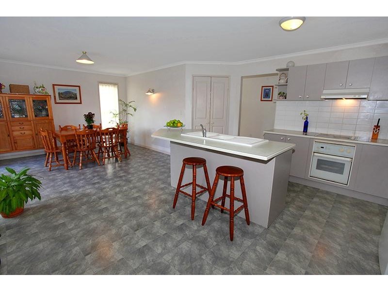 3 Birdwood Street, Burnside QLD 4560