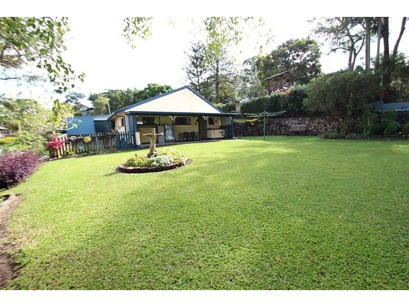 287 Windsor Rd, Nambour QLD 4560