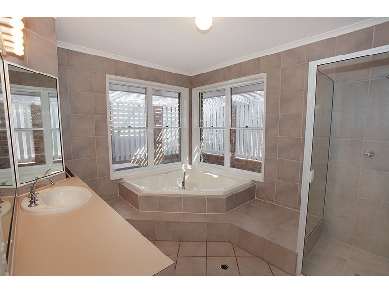 7 Inspiration Court, Bli Bli QLD 4560