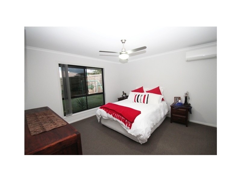65 Robertson Dve, Burnside QLD 4560