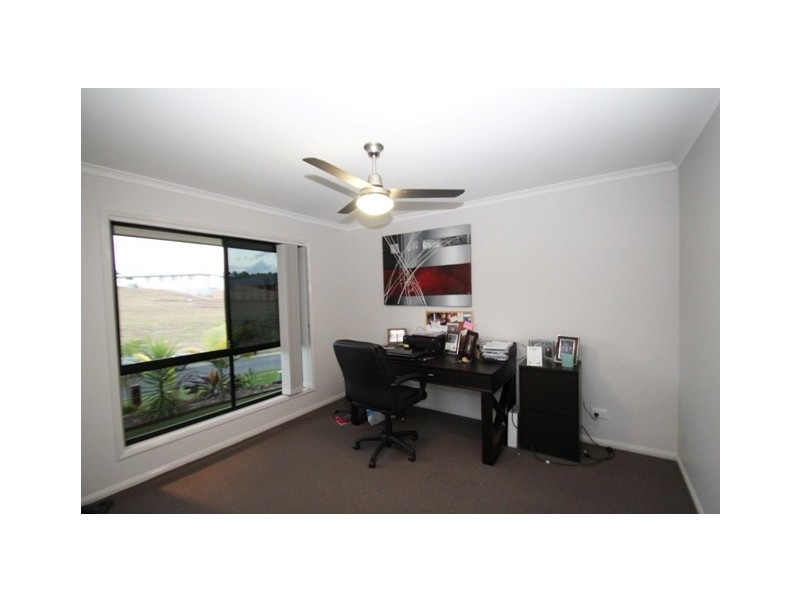 65 Robertson Dve, Burnside QLD 4560