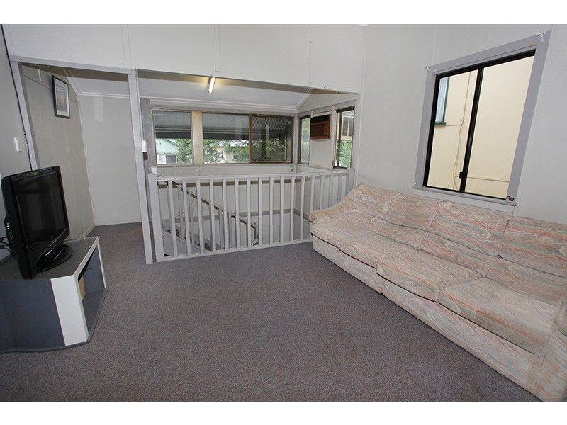 6 Tamper Street, Nambour QLD 4560