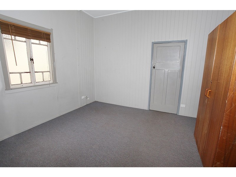 6 Tamper Street, Nambour QLD 4560