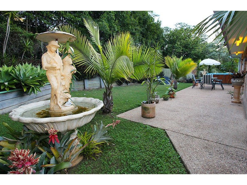 6 Parkhaven Close, Nambour QLD 4560