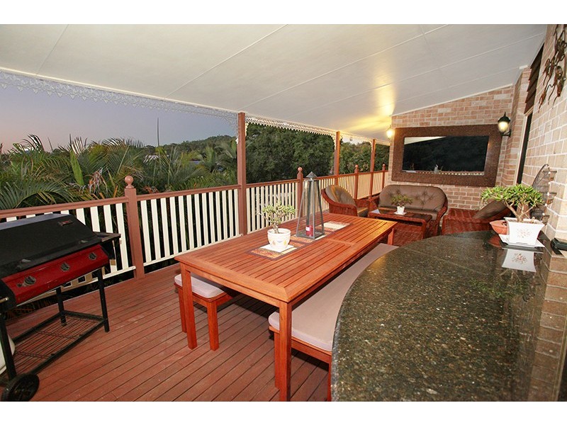 6 Parkhaven Close, Nambour QLD 4560