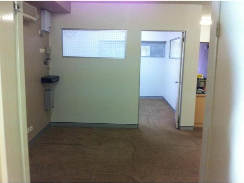 716 David Low Way, Pacific Paradise QLD 4564