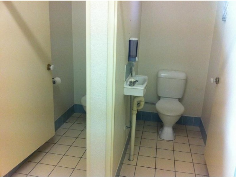 716 David Low Way, Pacific Paradise QLD 4564