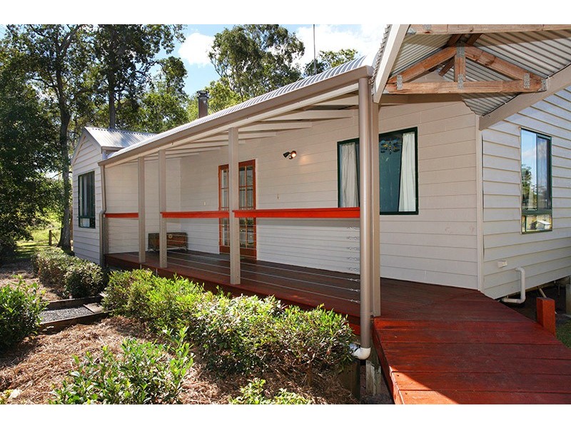 121 Shamley Heath Rd, Kureelpa QLD 4560