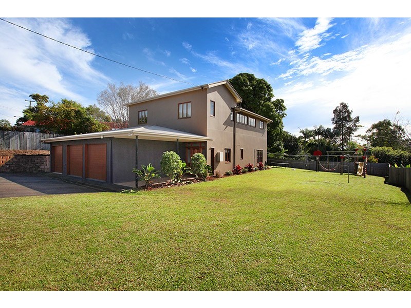 110 Nambour Mapleton Rd, Nambour QLD 4560