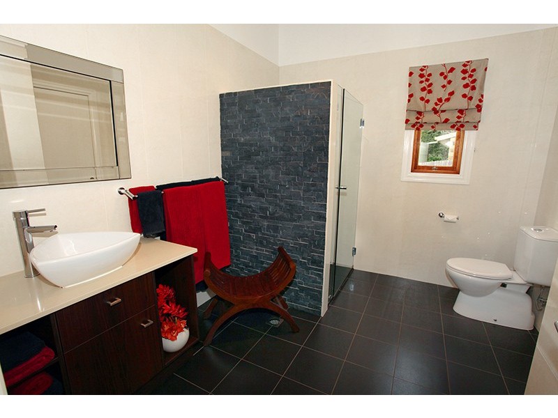 110 Nambour Mapleton Rd, Nambour QLD 4560