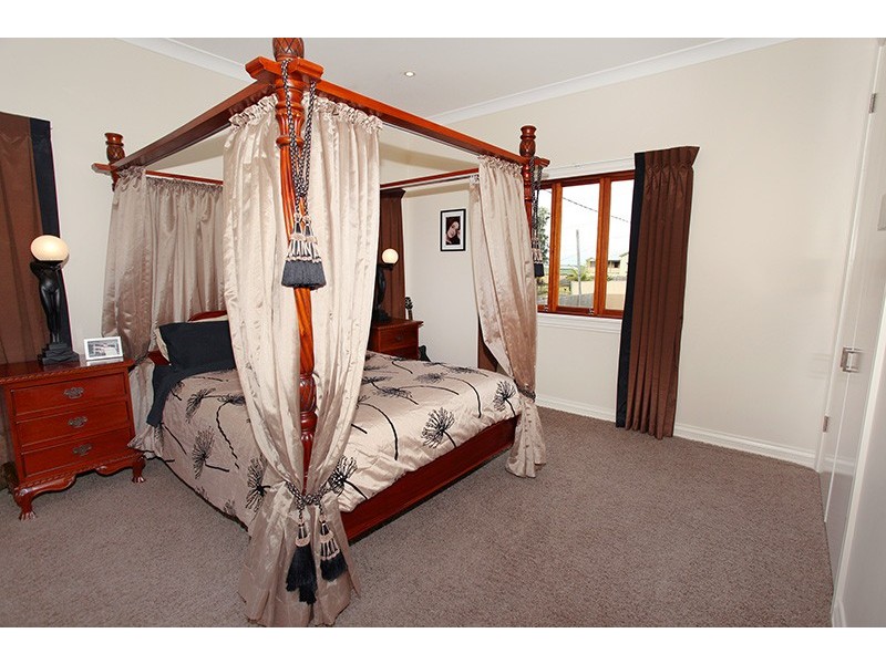 110 Nambour Mapleton Rd, Nambour QLD 4560