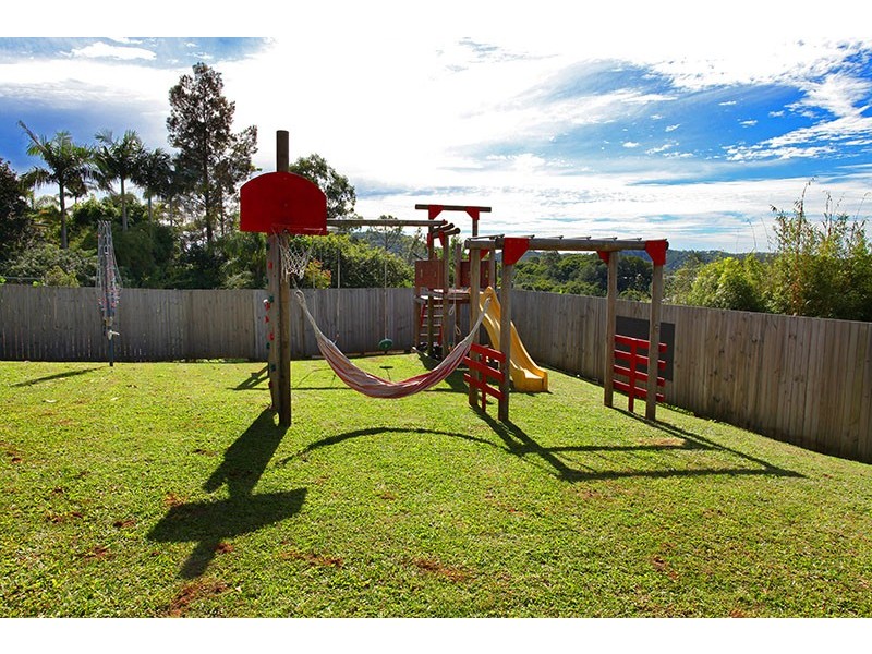 110 Nambour Mapleton Rd, Nambour QLD 4560