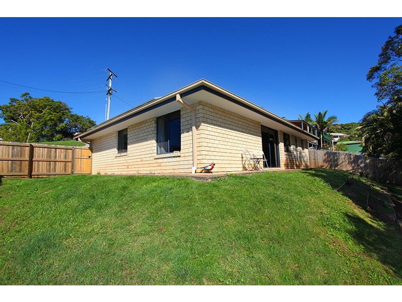 106 Perwillowen Rd, Nambour QLD 4560
