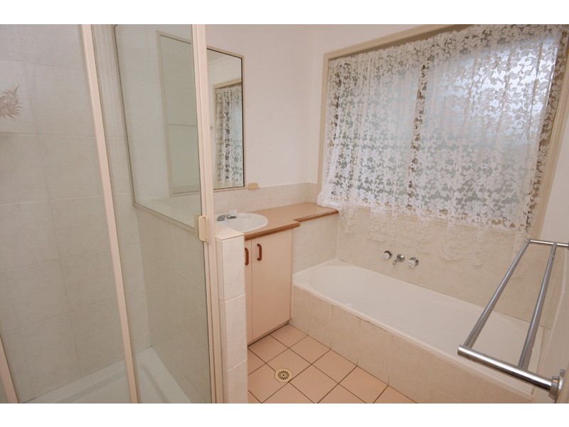 2/18 Solandra St, Nambour QLD 4560