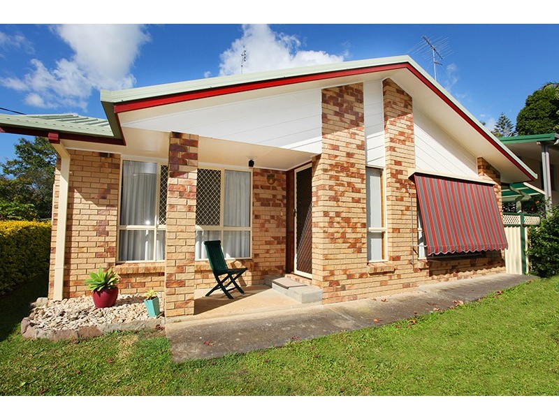 5 Douglas Street, Nambour QLD 4560