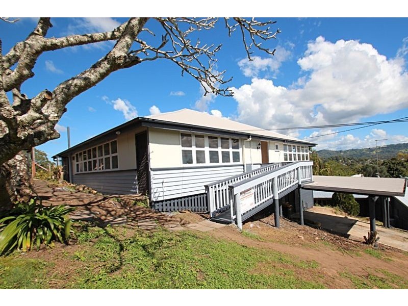 2/5 Magnolia Street, Nambour QLD 4560