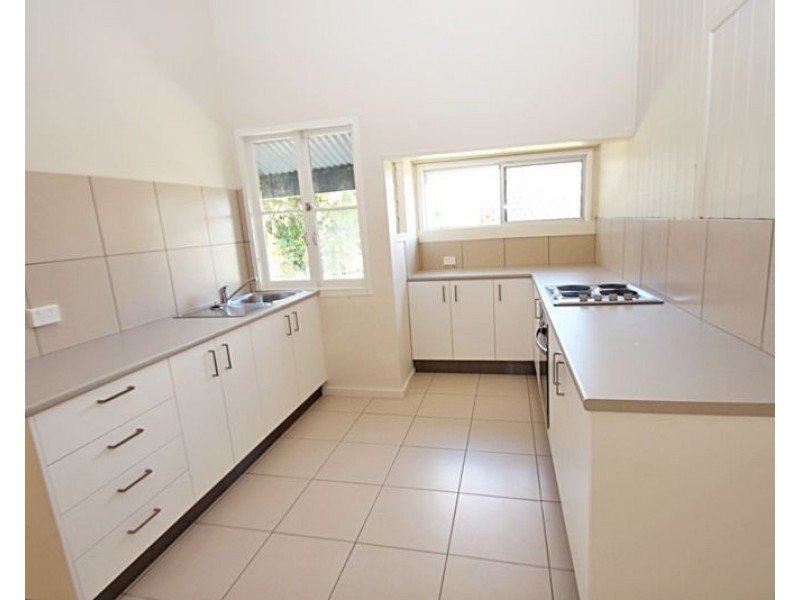 1/5 Magnolia Street, Nambour QLD 4560