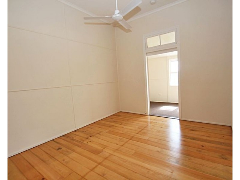 1/5 Magnolia Street, Nambour QLD 4560