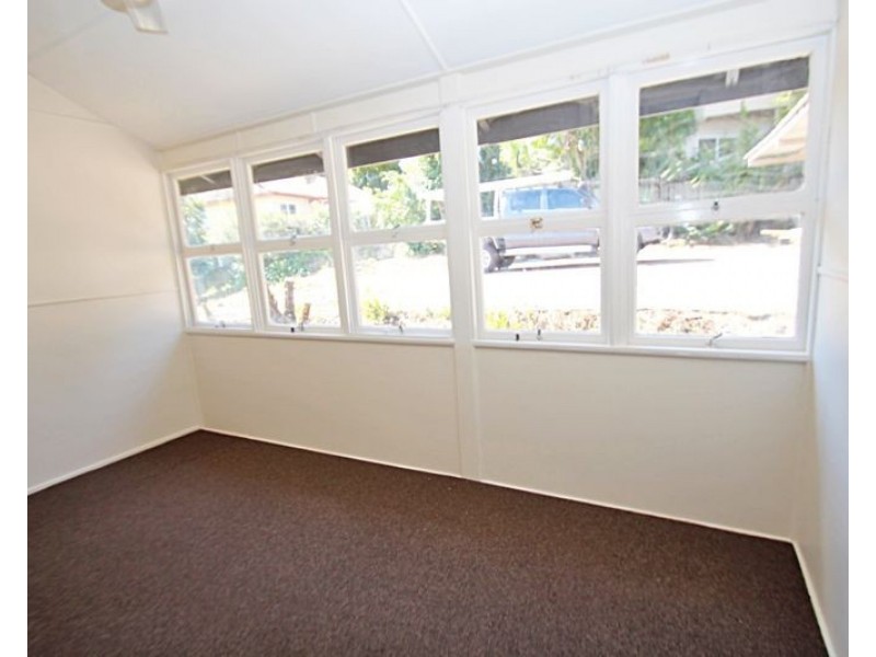 1/5 Magnolia Street, Nambour QLD 4560