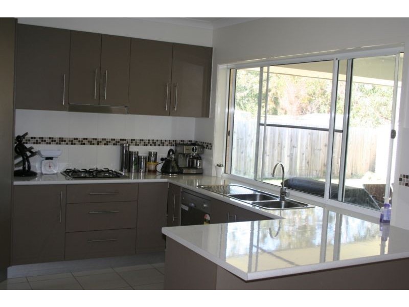 11 Old Davey Court, Coes Creek QLD 4560