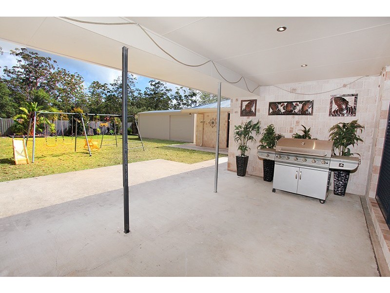 43 The Parkway Place, Mapleton QLD 4560