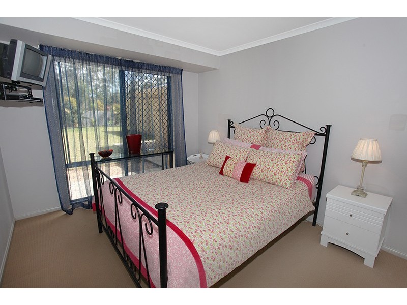 43 The Parkway Place, Mapleton QLD 4560