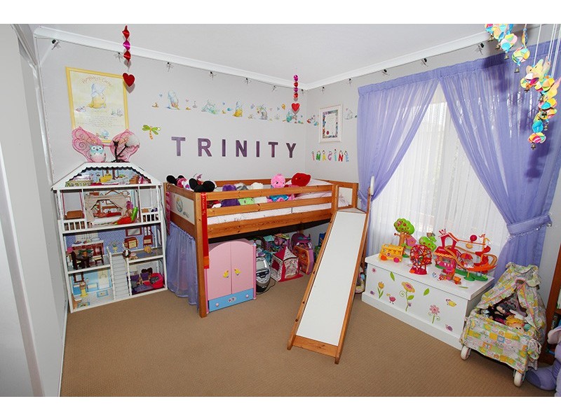 43 The Parkway Place, Mapleton QLD 4560