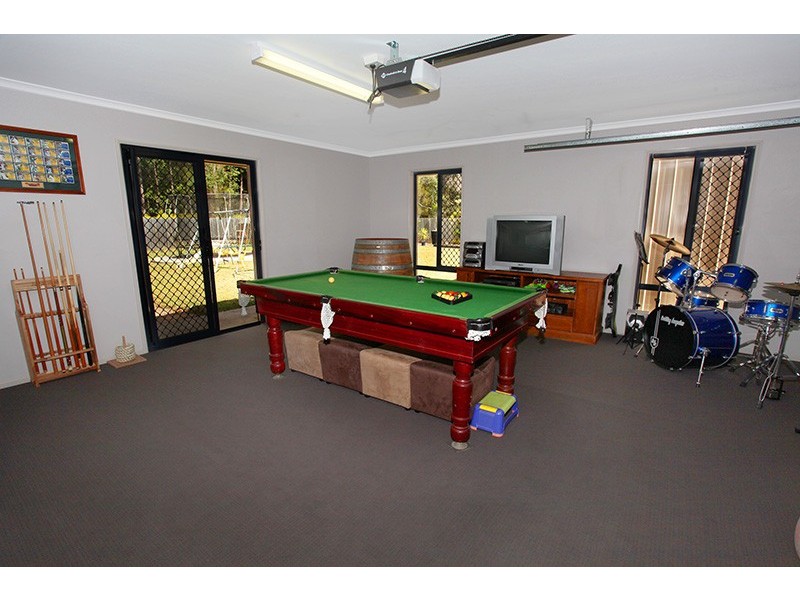 43 The Parkway Place, Mapleton QLD 4560