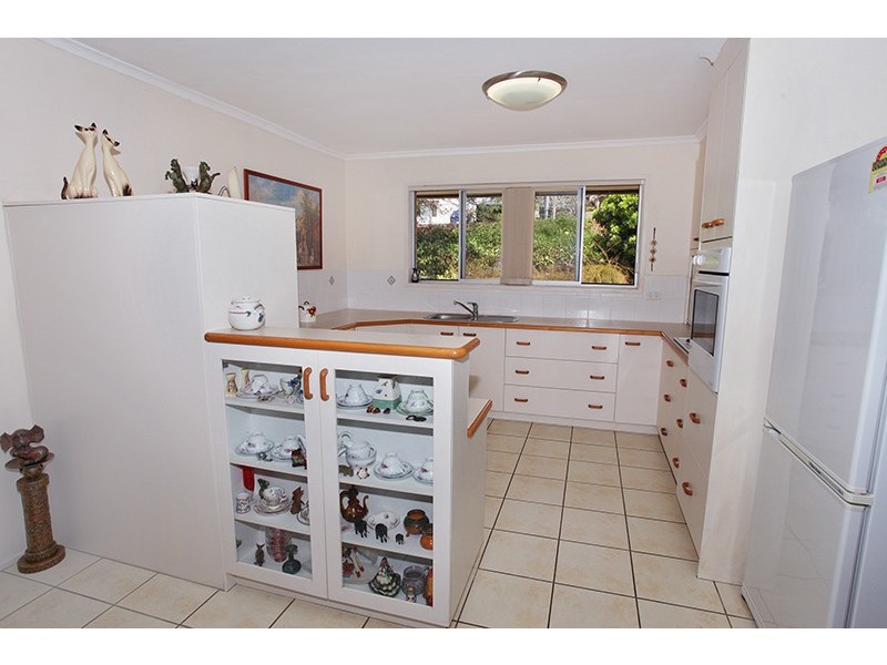 31 Kerrs Lane, Coes Creek QLD 4560