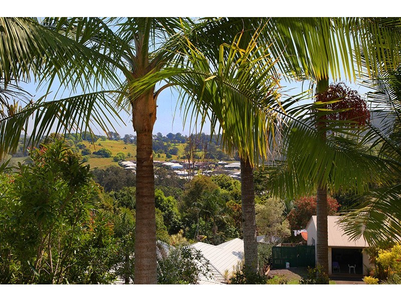 17 Strathford Avenue, Nambour QLD 4560