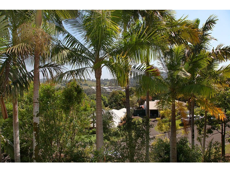 17 Strathford Avenue, Nambour QLD 4560