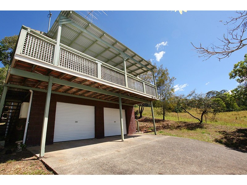 3 Jeanette Ave, Nambour QLD 4560