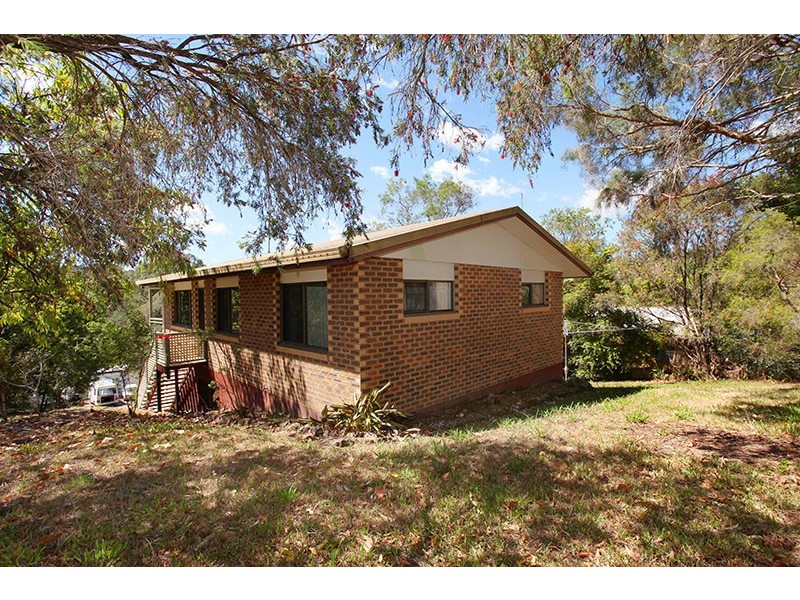 3 Jeanette Ave, Nambour QLD 4560