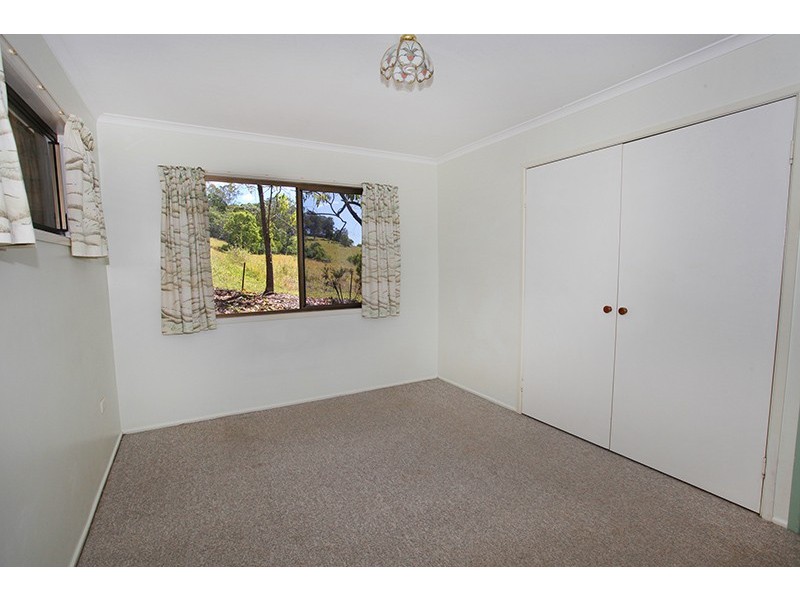 3 Jeanette Ave, Nambour QLD 4560