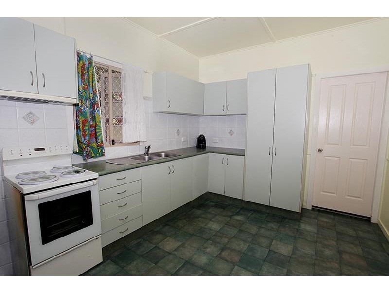 5-7 Blackall Tce, Nambour QLD 4560